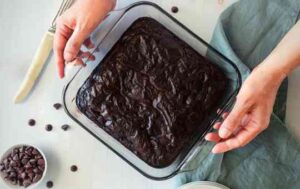 Do Brownies Cook Faster in a Glass Pan?