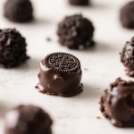 No Bake Oreo Truffles